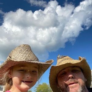 Meet your Posher, Gary